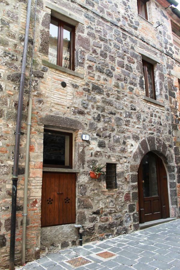 La Casa Del Calzolaio Radicofani Exterior foto